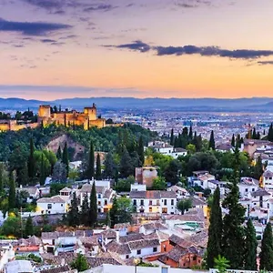 Expoholidays - Centro Elvira Parking Gratis , Grenade Espagne